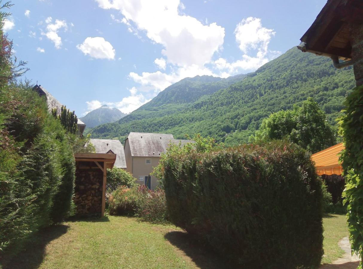 Maison La Luzienne - Lou Astiou Luz-Saint-Sauveur Exteriör bild